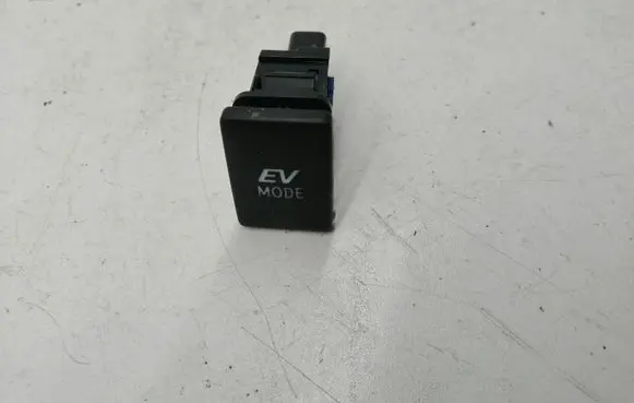Toyota Yaris Other switches/knobs/shifts 15C866