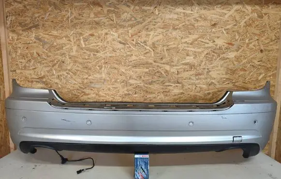 Mercedes-Benz R W251 Rear bumper A2518852025 A2518852125