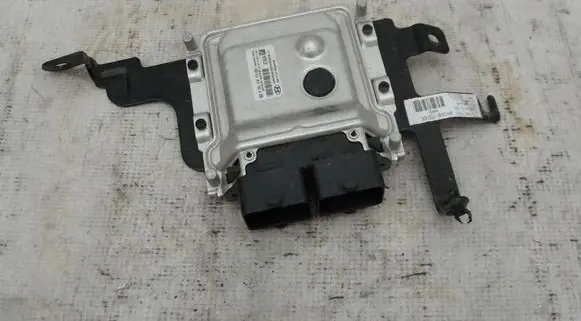 Hyundai i20 (GB IB) Engine control unit/module ECU 391F2-03GA0