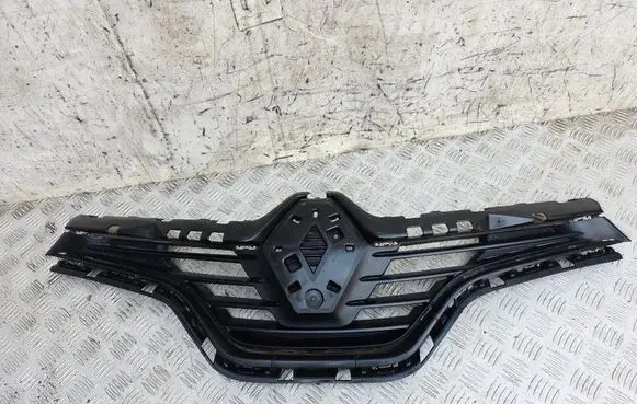 Front bumper upper radiator grill