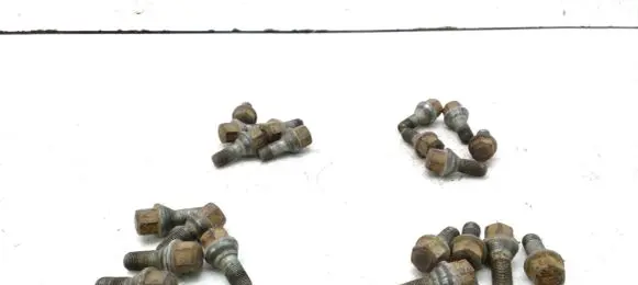 Alfa Romeo GT Nuts/bolts 