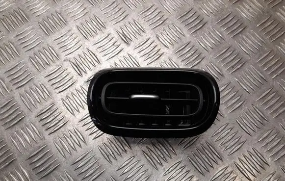 Dashboard side air vent grill/cover trim