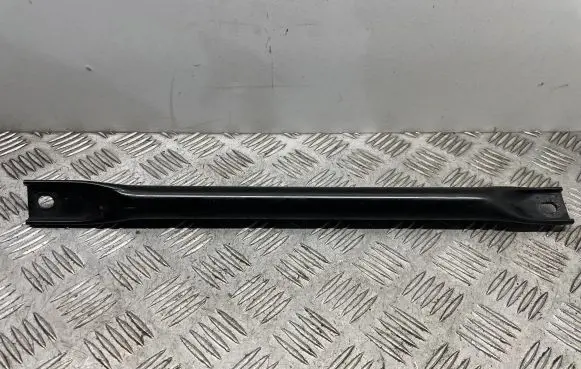 BMW 5 F10 F11 Radiator support slam panel bracket 7180317