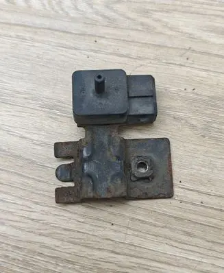 Volvo V70 Air pressure sensor 9406209