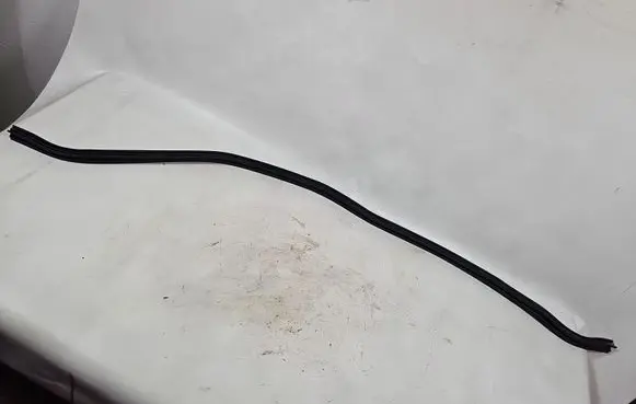 Audi A3 S3 8L Engine compartment rubber