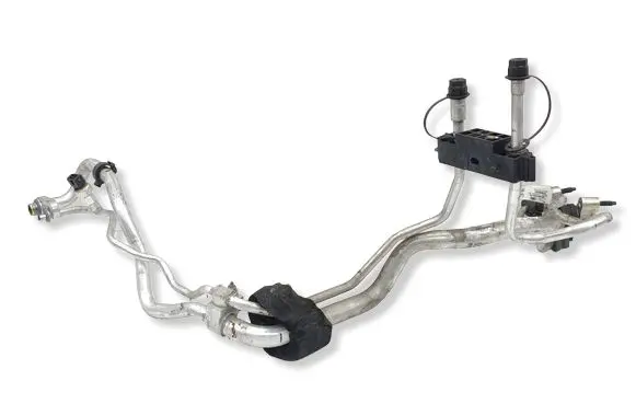 Land Rover Evoque II Air conditioning (A/C) pipe/hose K8D219A834BD