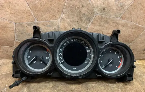Mercedes-Benz C W204 Speedometer (instrument cluster) A2C53435305