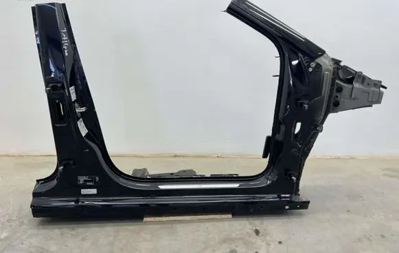 Volkswagen Taigo Sill