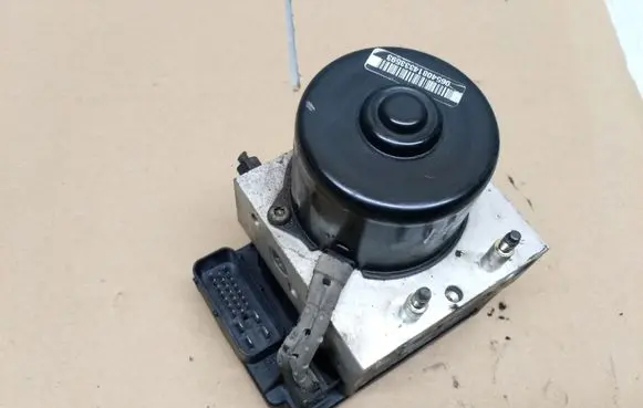 Seat Alhambra (Mk1) ABS Pump 1J0907379G 10094903403 7M0614111AE
