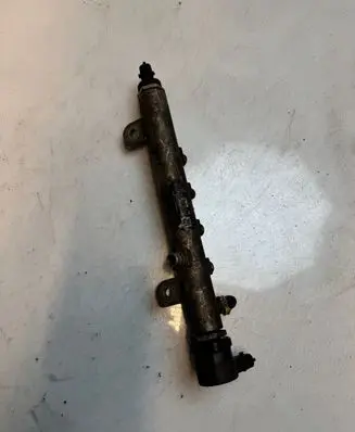 Opel Vectra C Fuel main line pipe 0445214057 55200251