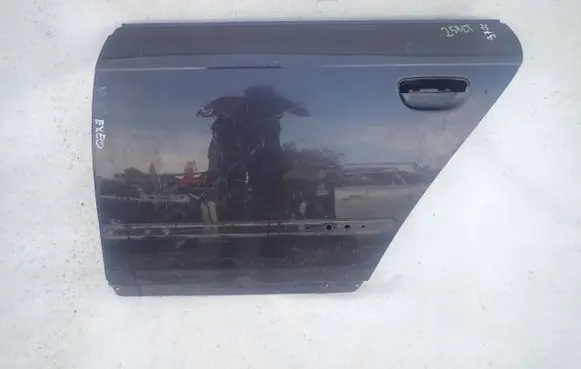 Seat Exeo (3R) Rear door