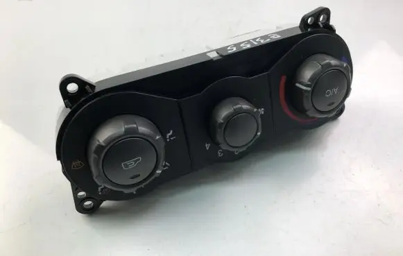 Hyundai Matrix Interior fan control switch 9725017XXX