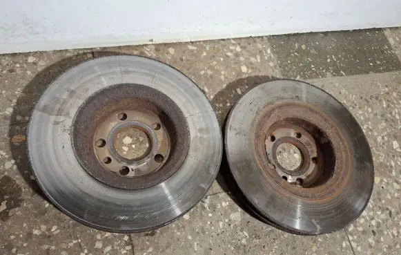 Volvo S60 Front brake disc