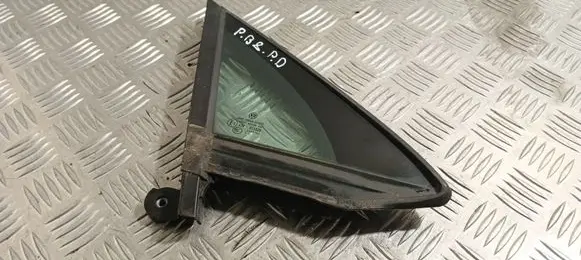 Volkswagen PASSAT B8 Front door vent window glass four-door 3G0845114C