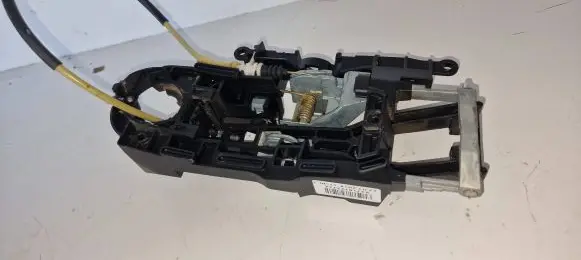 BMW 5 F10 F11 Front door exterior handle/bracket 7187227