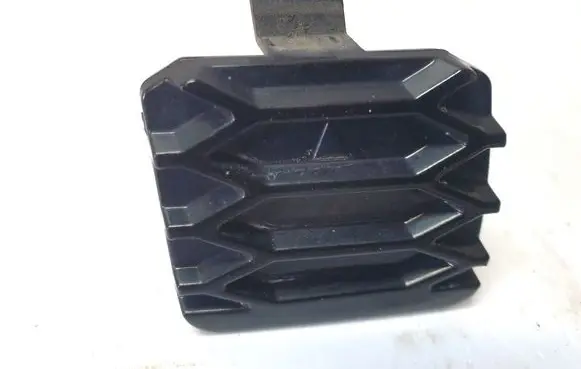 KIA Sorento Tow hook cap/cover 86617P2010