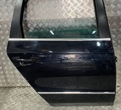 Volkswagen PASSAT B6 Rear door PASSATB6 HAMU4079754