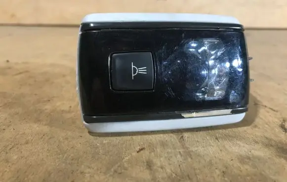 Peugeot 508 Rear seat light 9670880177 8956410
