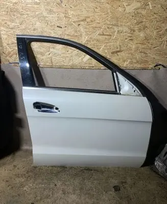 Mercedes-Benz GL X166 Front door 