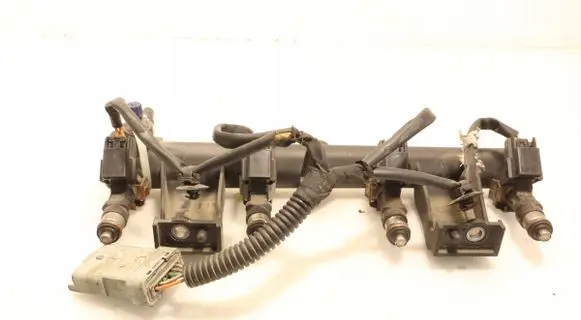 Fuel main line pipe