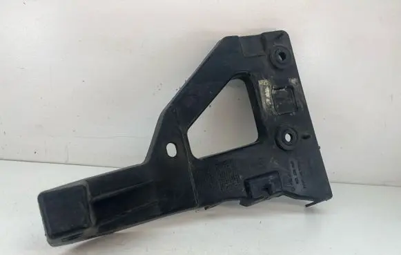 Audi A6 S6 C6 4F Front bumper mounting bracket 4F0807228