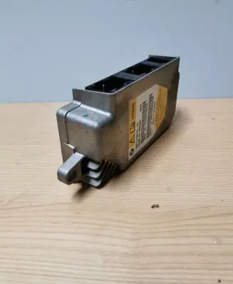 BMW 7 F01 F02 F03 F04 Airbag control unit/module 9199756 31919975601D