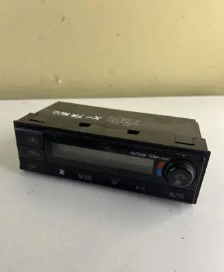 Nissan X-Trail T30 Climate control unit 275008H801 3N28134700