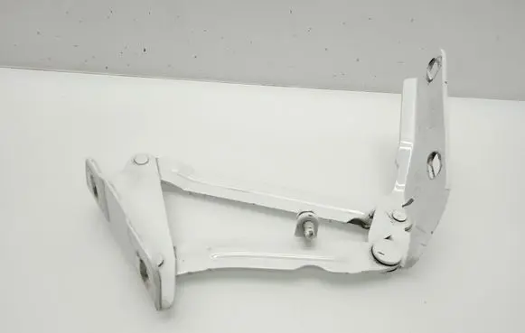 Engine bonnet/hood hinges