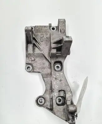 Skoda Roomster (5J) Generator/alternator bracket 045903143E