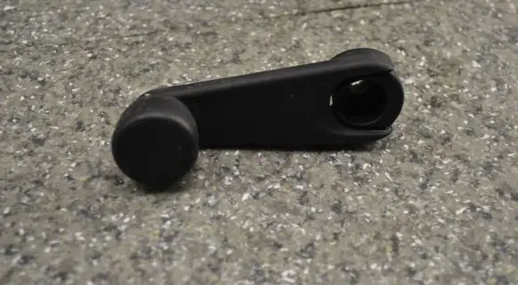 BMW 3 E46 Rear door window winding handle 51328122503