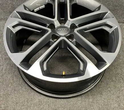 Audi Q5 SQ5 GU R19 alloy rim 8MA601025E