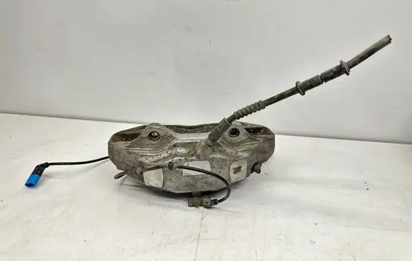 Mercedes-Benz S W222 Front brake caliper 