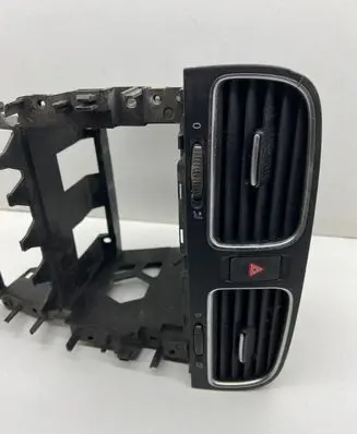 Volkswagen Golf VI Dash center air vent grill 5K0815735 5K0819728