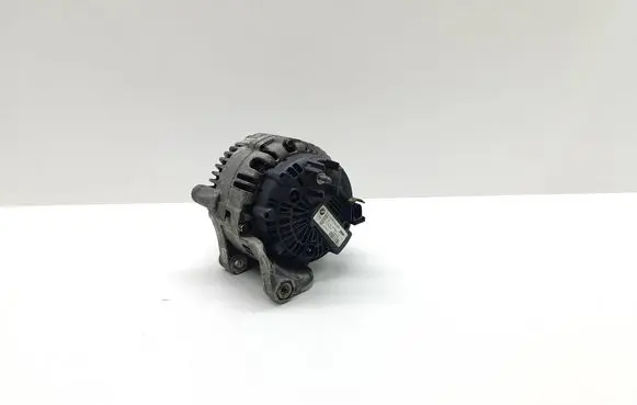 BMW 5 E60 E61 Generator/alternator 7799204 7799204AI03 2543305C