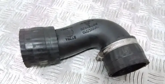 Volvo V70 Intercooler hose/pipe 30751920