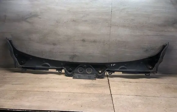 BMW 3 F30 F35 F31 Wiper trim 7258177
