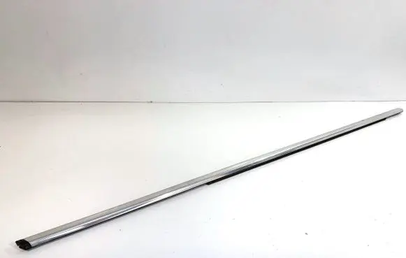 Peugeot 508 Front door glass trim molding 