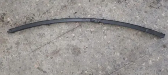 Peugeot 406 Door glass rail 