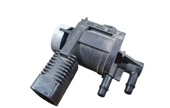 Volkswagen PASSAT B7 Turbo solenoid valve 1K0906283A