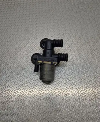 BMW X3 E83 Electric auxiliary coolant/water pump 1147412144 64118369805