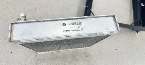 BMW M5 Optional radiator 2284277 17112284277