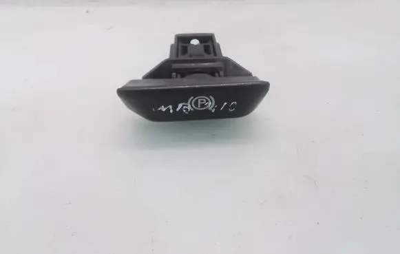 Mercedes-Benz E W210 Hand brake release handle 2104270012
