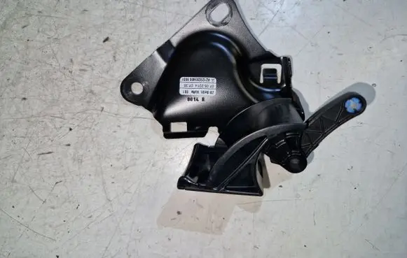 Mercedes-Benz E W212 Seat back rest control lever/handle A2129200406