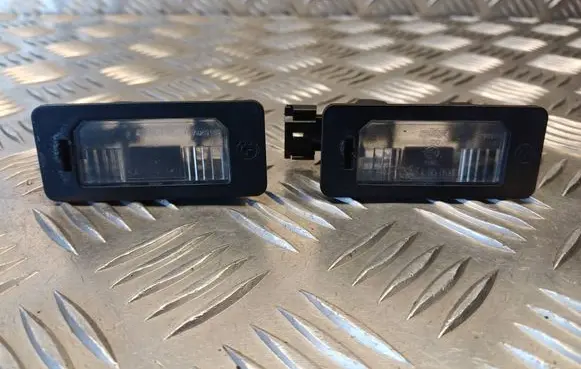 BMW 5 E60 E61 Number plate light A049189