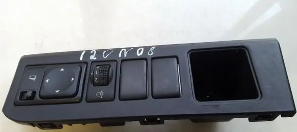 Nissan Note (E11) Headlight level height control switch 25190u000a 684859u000