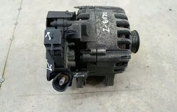 Peugeot 2008 I Generator/alternator 9674646180