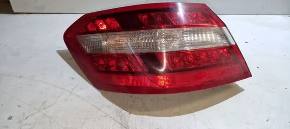 Mercedes-Benz E W212 Rear/tail lights 2129066601