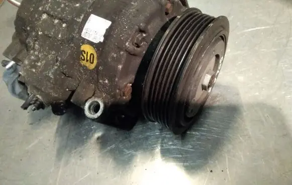 Volkswagen Golf V Air conditioning (A/C) compressor (pump) 1K0820803P 4471904650