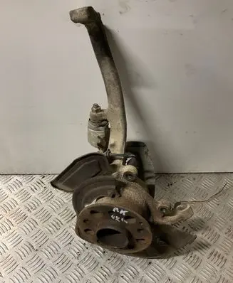Mercedes-Benz E W211 Front wheel hub