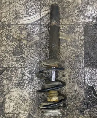 BMW 5 E39 Front shock absorber/damper